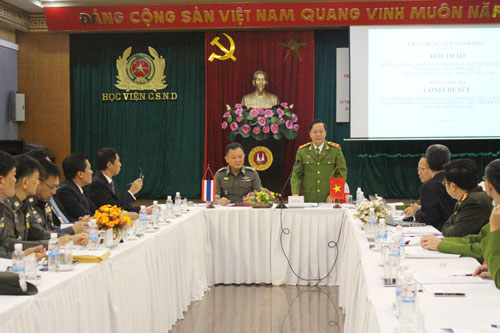 Sau buổi tiếp, Đoàn đã tham dự Hội thảo “Phòng chống tội phạm xuyên quốc gia trong điều kiện thành lập Cộng đồng ASEAN - Kinh nghiệm của Việt Namvà Thái Lan” do 2 Học viện phối hợp tổ chức.